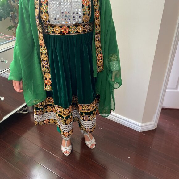 New Green Afghan Nikkah Dress - Picture 4 of 5